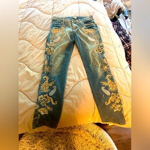 Detailed jeans, size Medium. $10